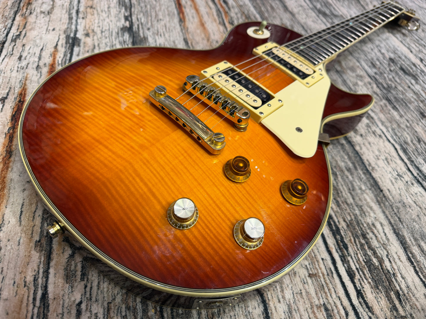 Westfield Les Paul Custom - Upgraded