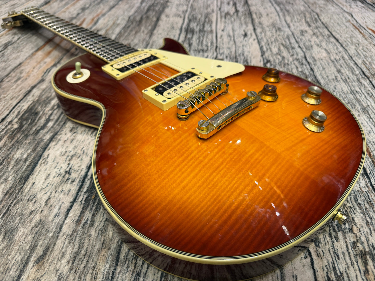 Westfield Les Paul Custom - Upgraded