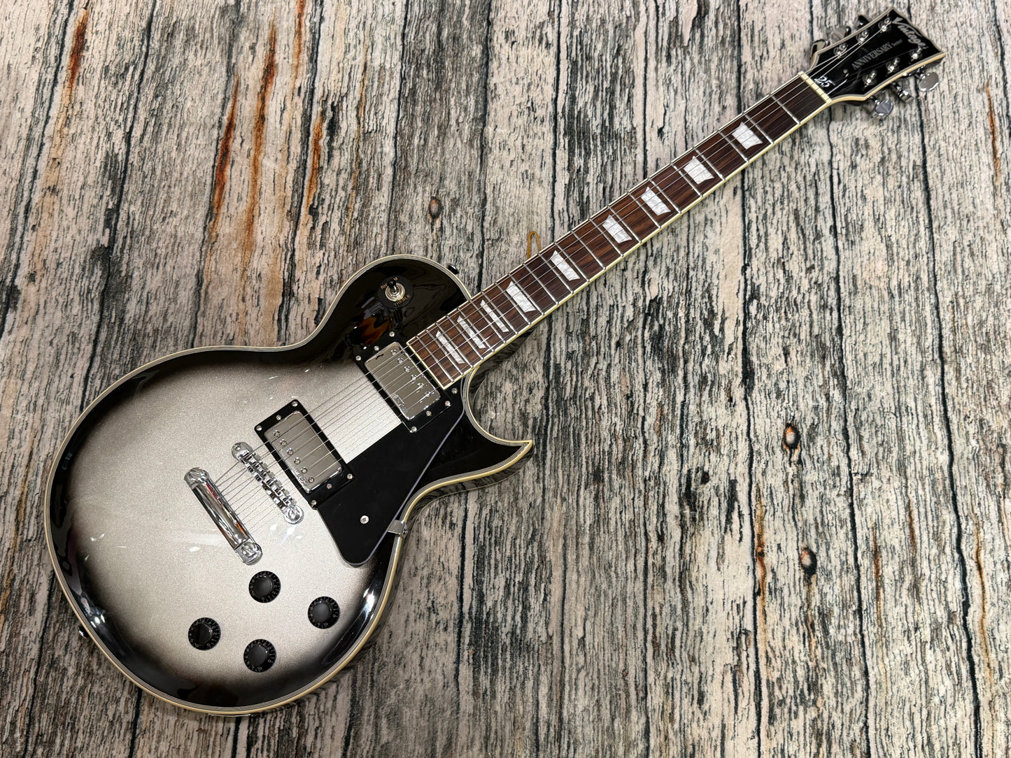 Vintage V100 limited edition - 25th Anniversary SIlverburst!