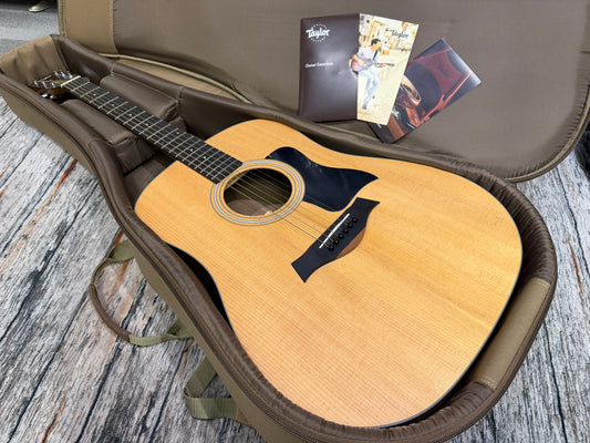 Taylor 110E electro dreadnought & case