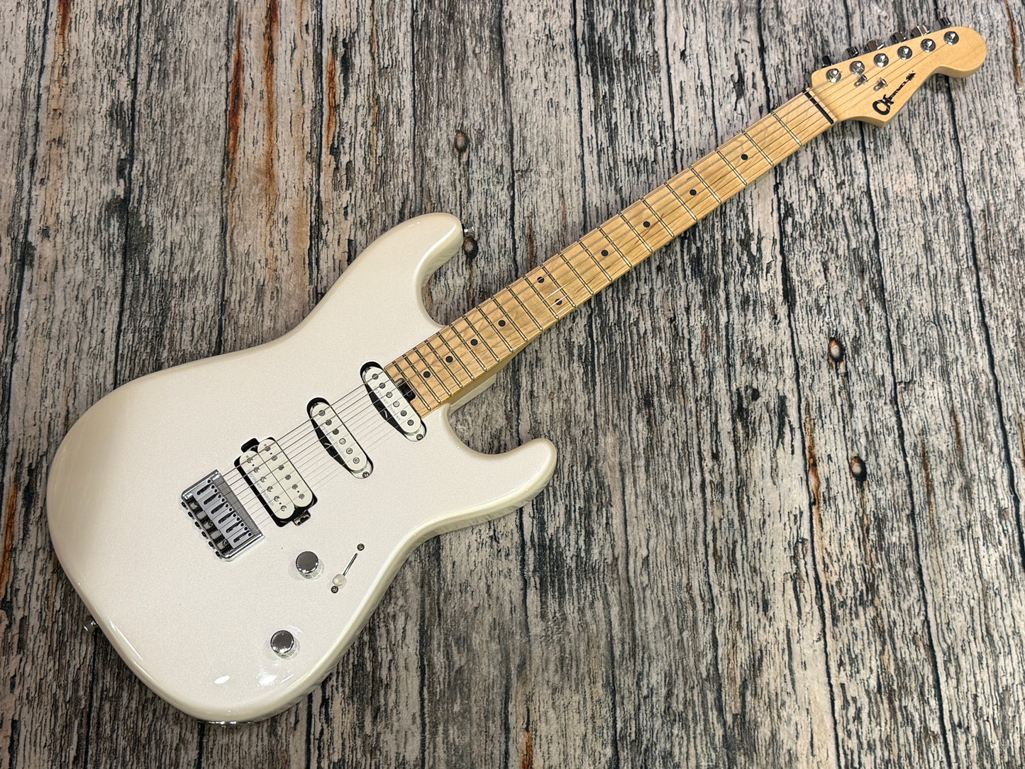 Charvel Pro-Mod San Dimas Style 1 HSS HT case, Mint example!