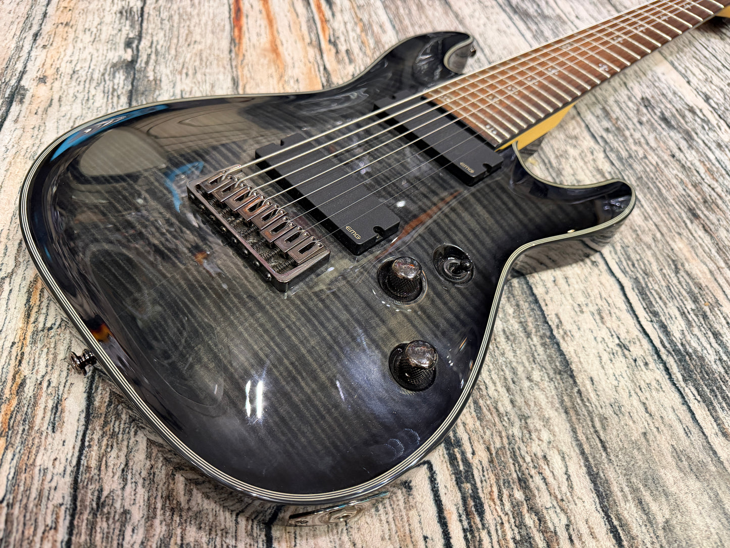 Schecter Damien Elite 8 string Active EMGs