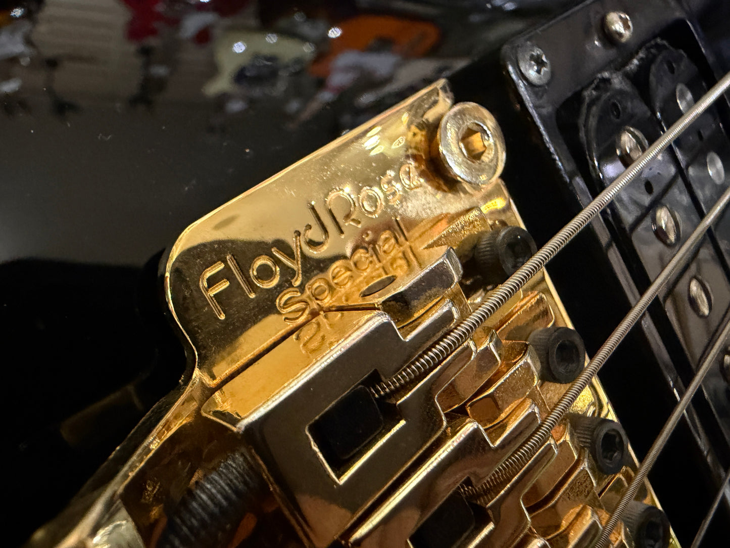 Burny RLC Les Paul Custom, Floyd Rose, Sustainiac & Gibson humbucker