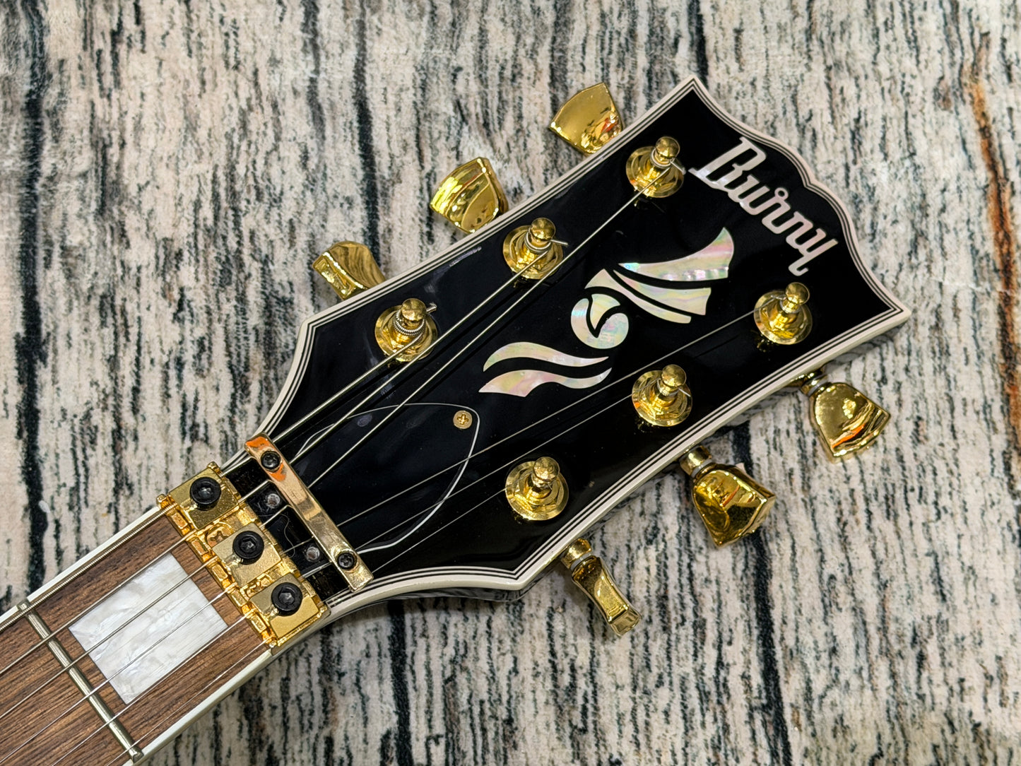 Burny RLC Les Paul Custom, Floyd Rose, Sustainiac & Gibson humbucker