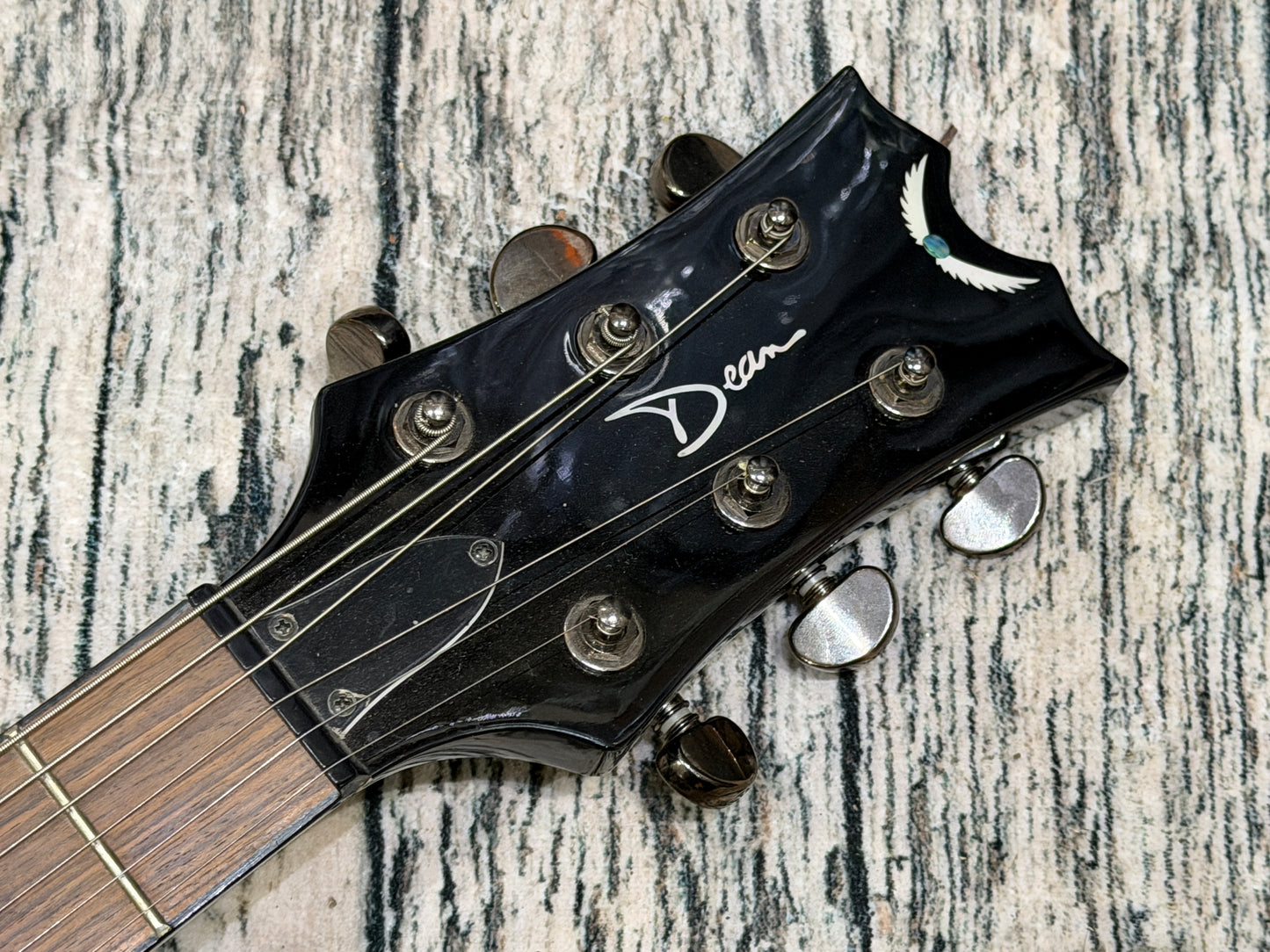 Dean 6 string electric Banjo