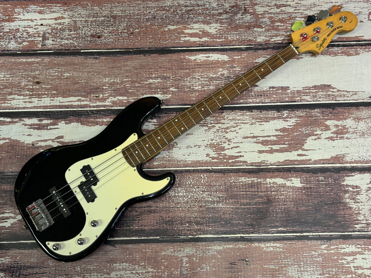 Squier Standard Series P/J Bass