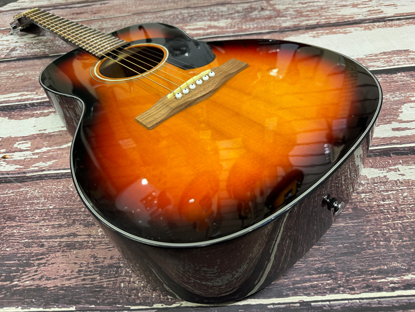 Fender CP-60 S Sunburst Parlour acoustic