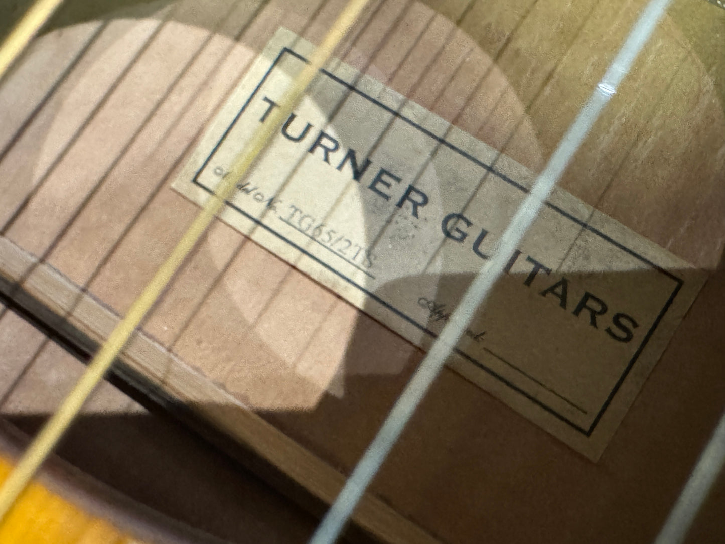 Turner TG-65 Jumbo acoustic