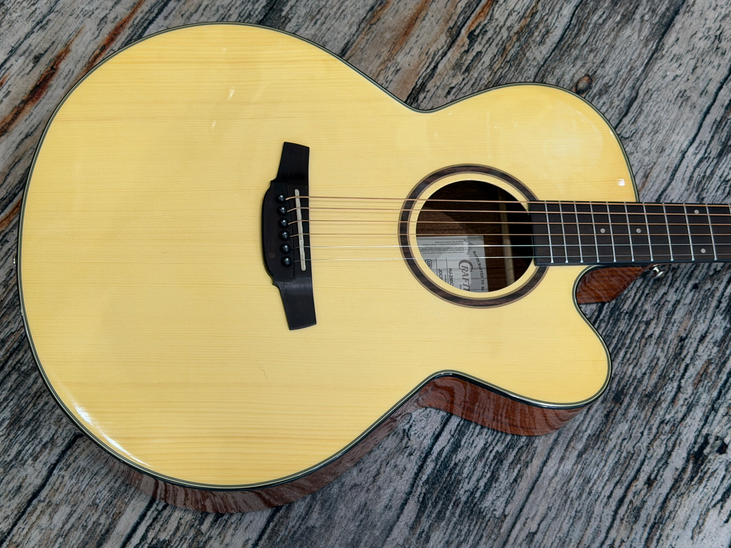 Crafter HJ250−CE−N Electro Acoustic Jumbo