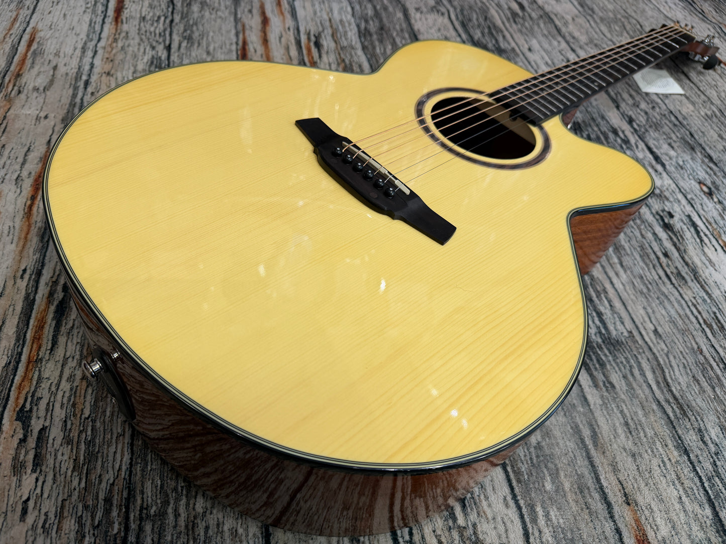 Crafter HJ250−CE−N Electro Acoustic Jumbo
