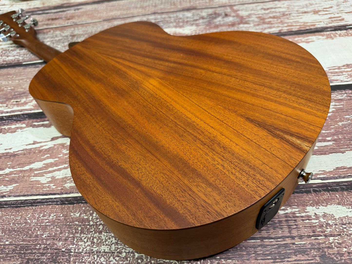 Faith Nomad Mini Neptune Mahogany Travel electro acoustic