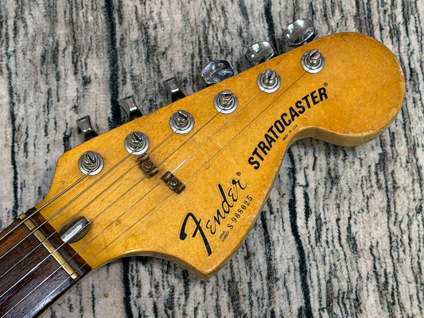 Fender Stratocaster 1979 Original - Hard Tail - Transparent Red