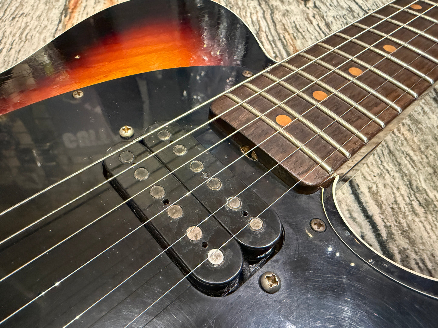Fender Custom Shop  Limited Edition '63 Relic Sunburst Telecaster