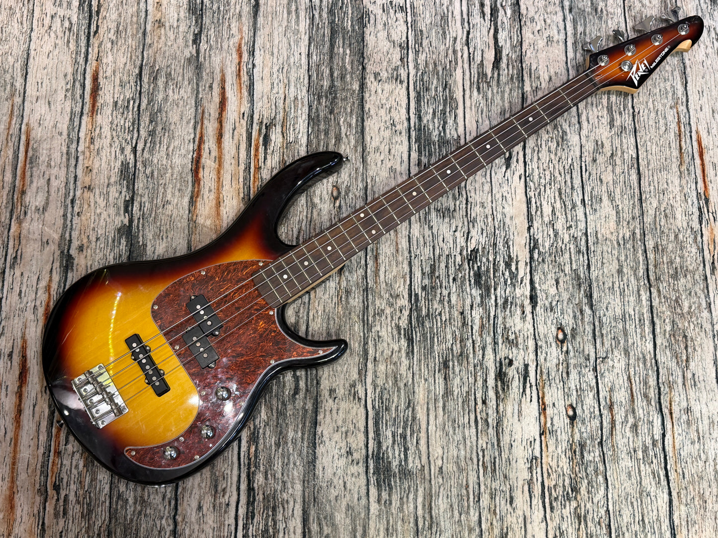 Peavey Milestone Bass