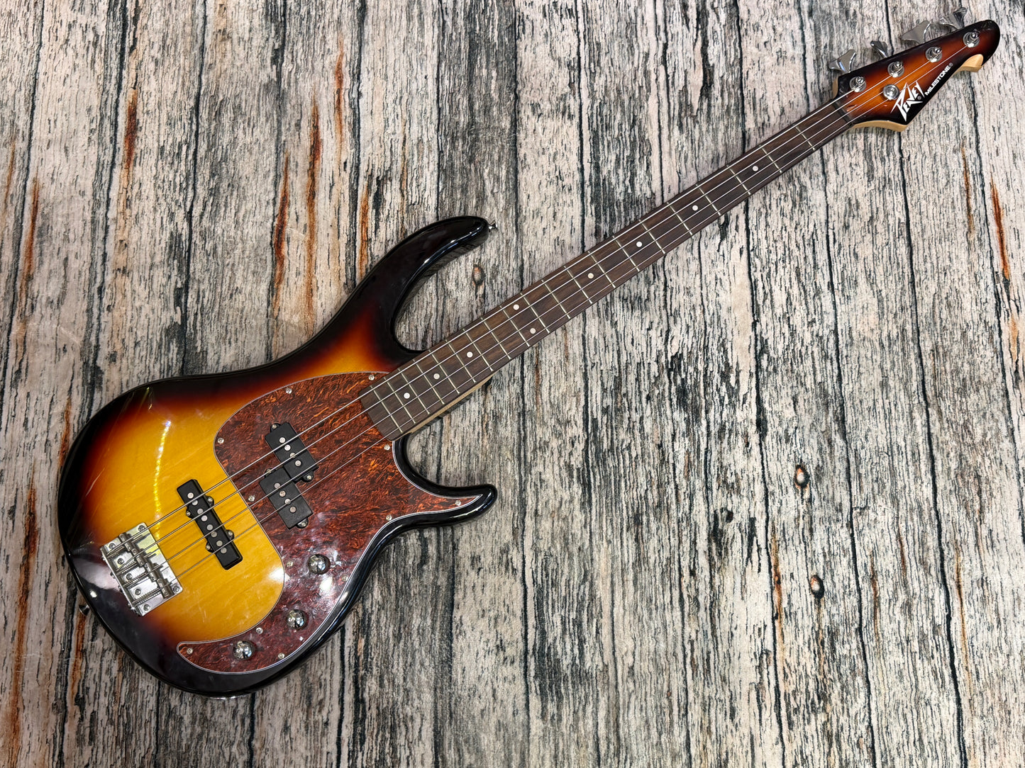 Peavey Milestone Bass