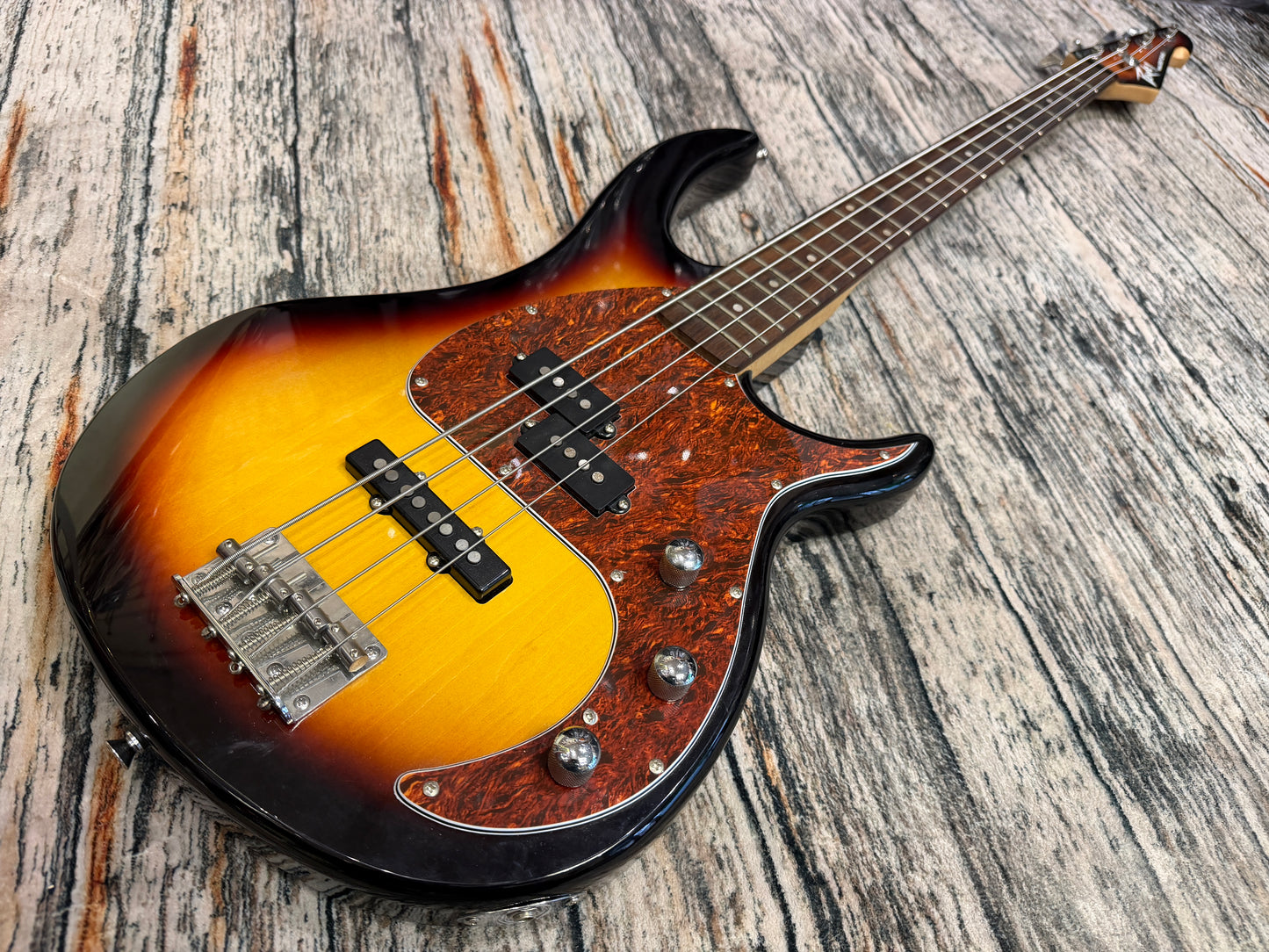 Peavey Milestone Bass