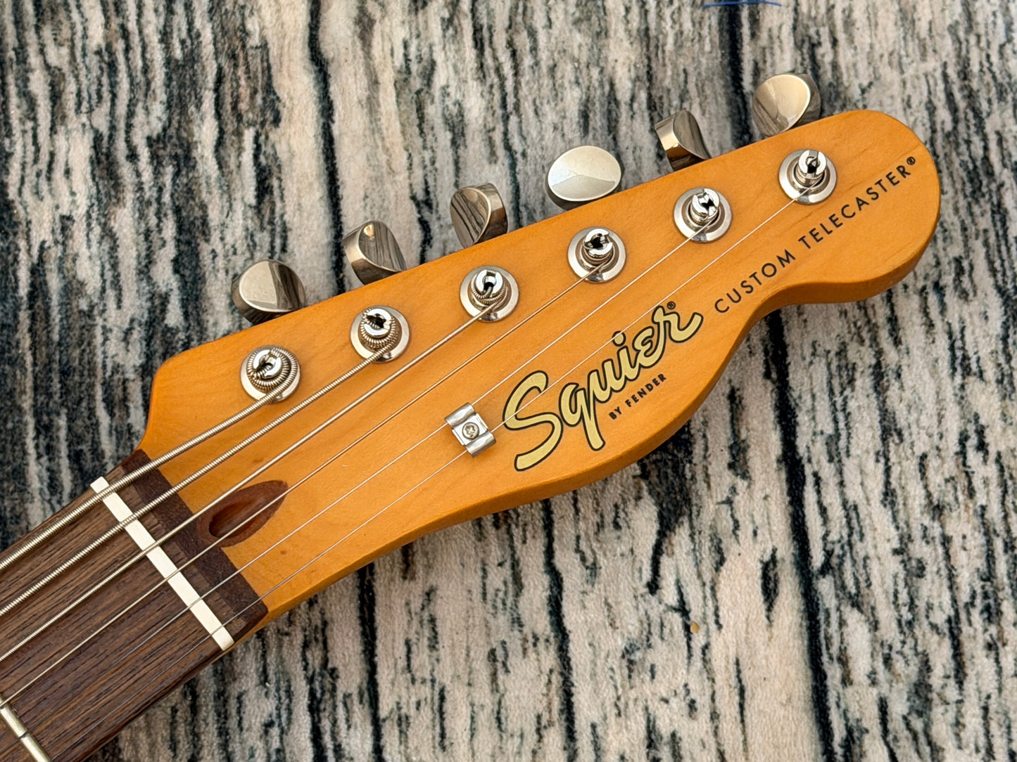 Squier Classic Vibe Bariton Custom Telecaster - Satin black Seymour Duncan loaded!