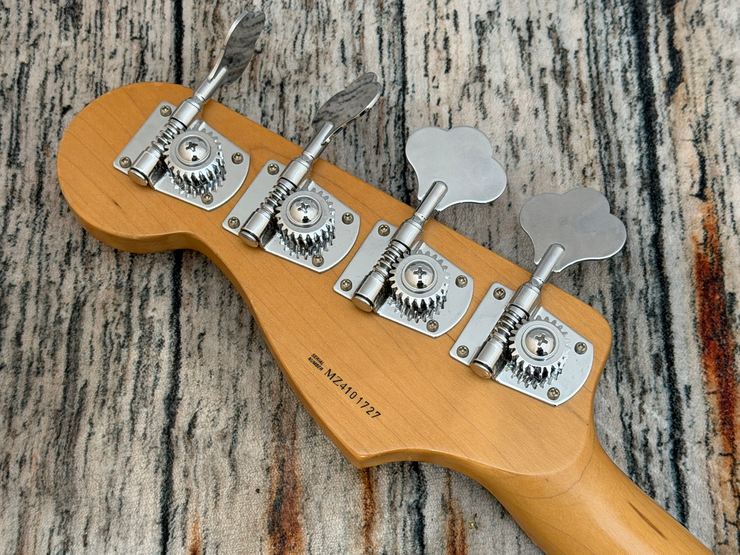 Fender Deluxe Active Precision Bass Special