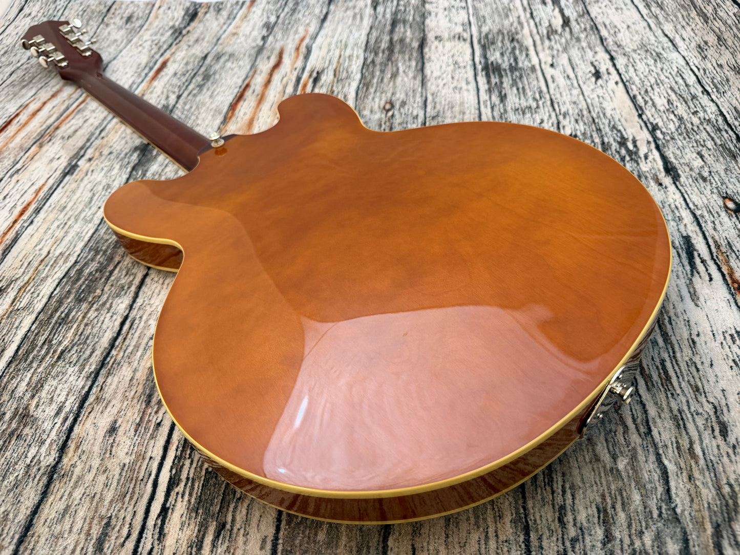 Epiphone Riviera - Royal Tan - Frequensator Tail