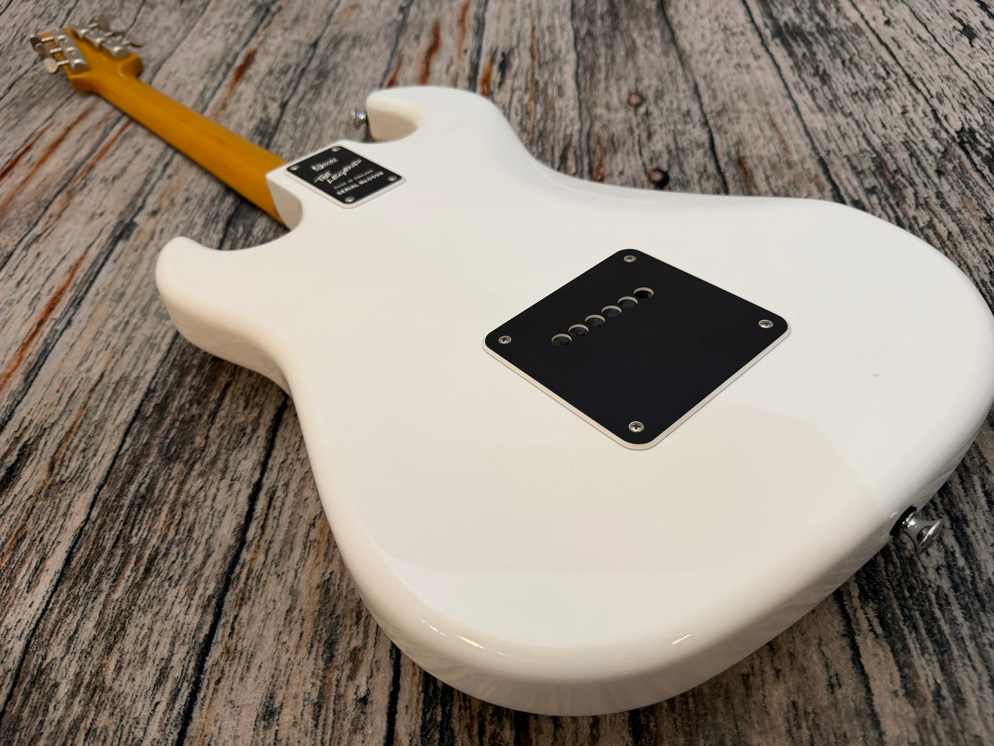 Burns "Made in England" Hank Marvin signature "The Legend" model 1990s