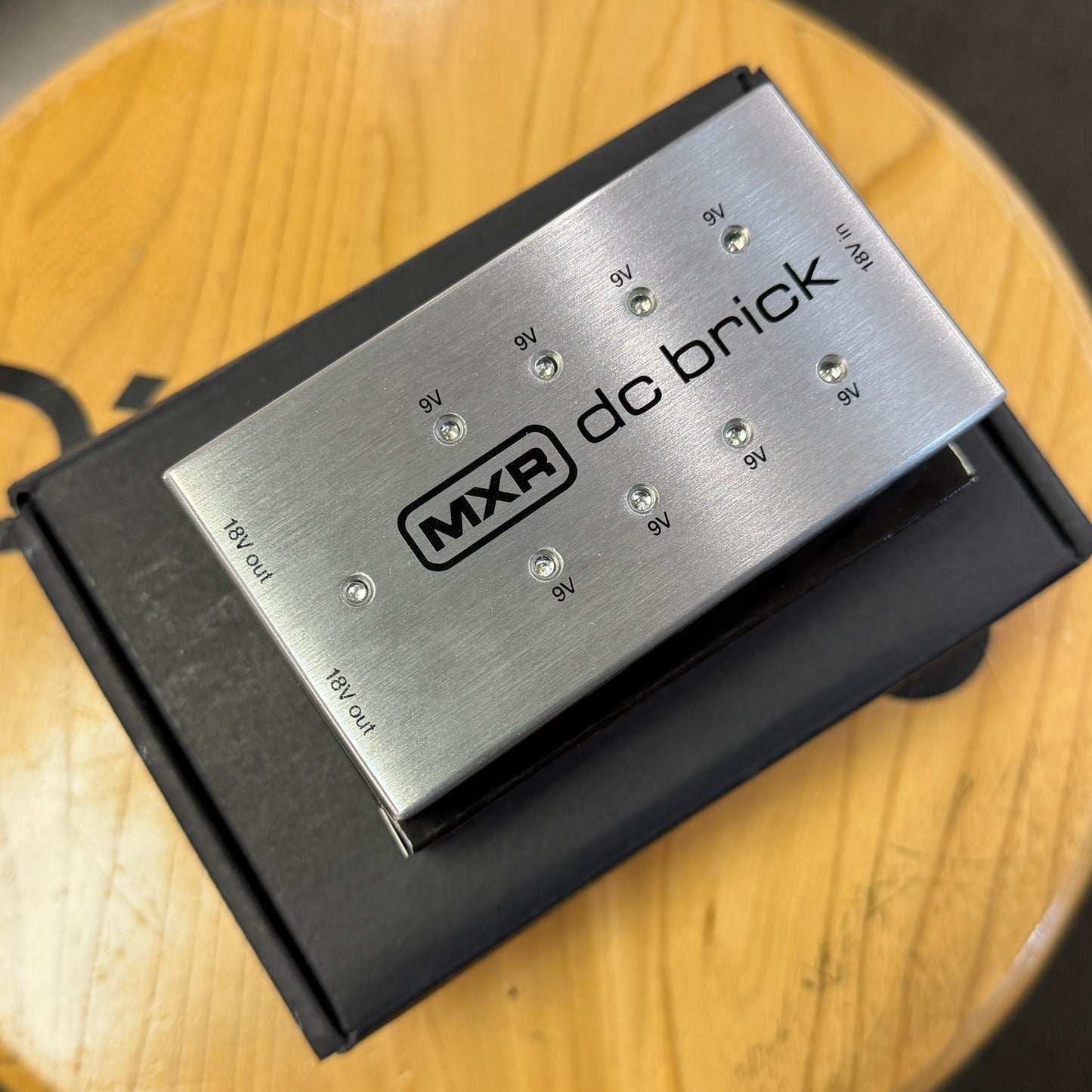 MXR DC Brick Pedalboard Power Supply (Pre-owned)