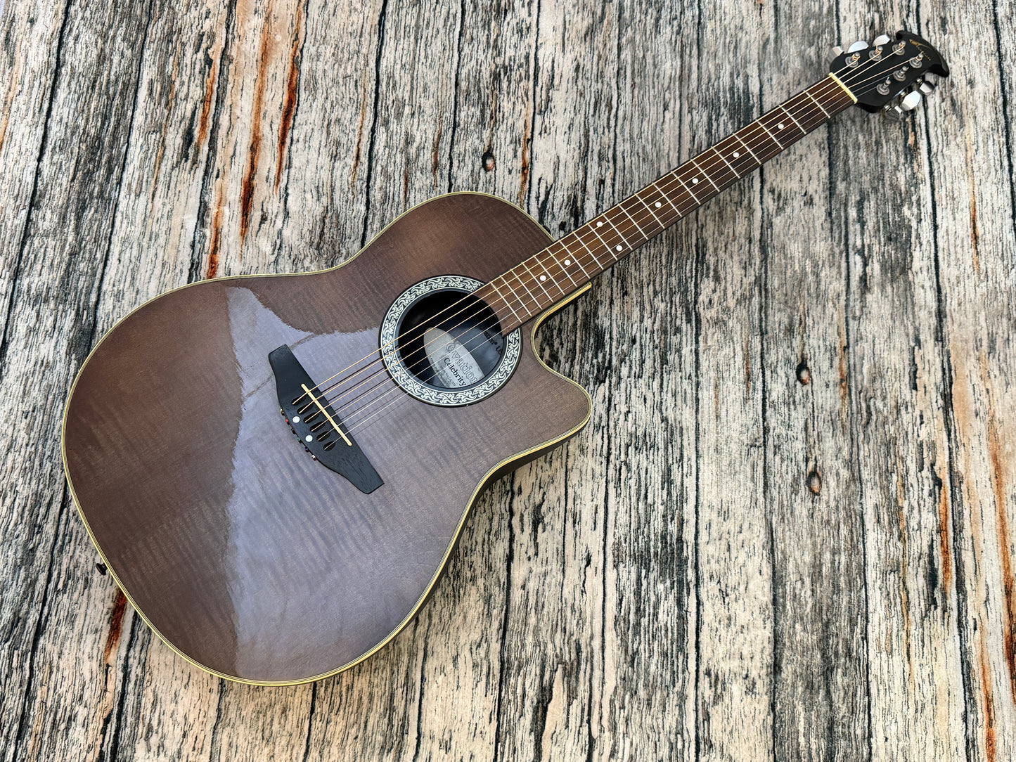 Ovation Celebrity CC-028 Shallow bowl electro acoustic