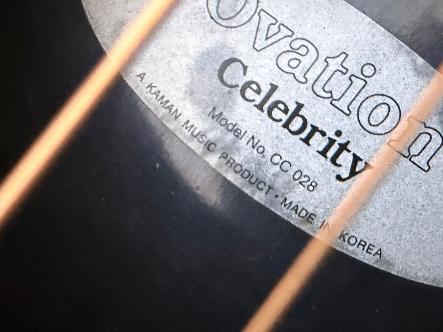 Ovation Celebrity CC-028 Shallow bowl electro acoustic