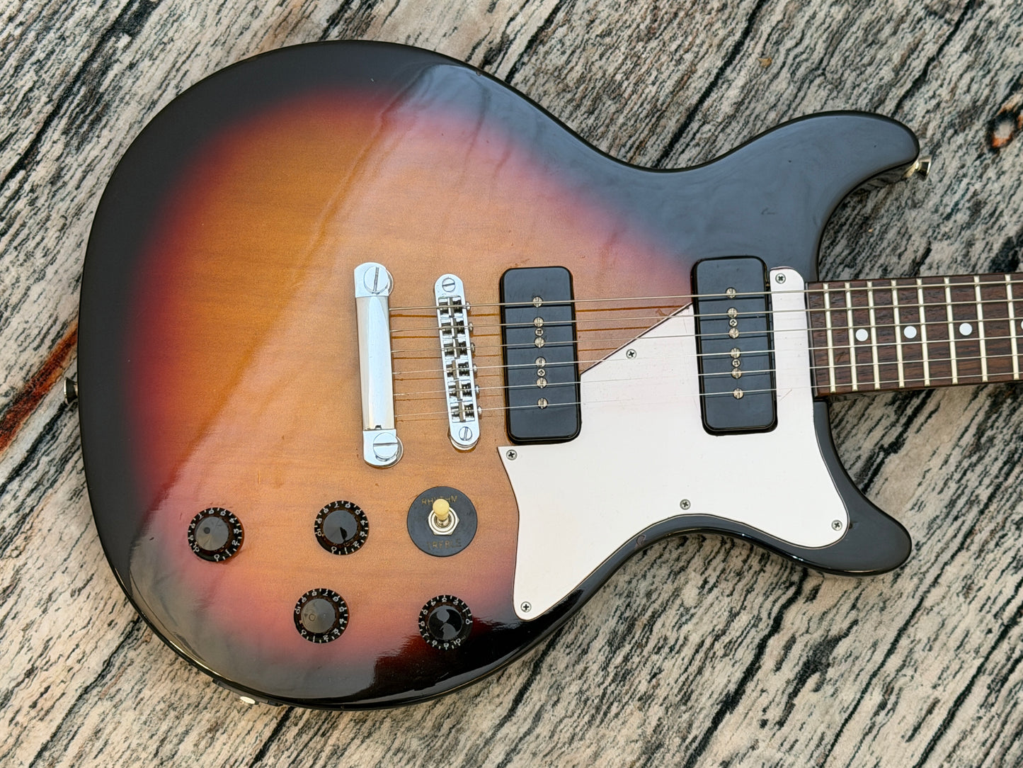 Cruiser by Crafter - LP Junior style P90
