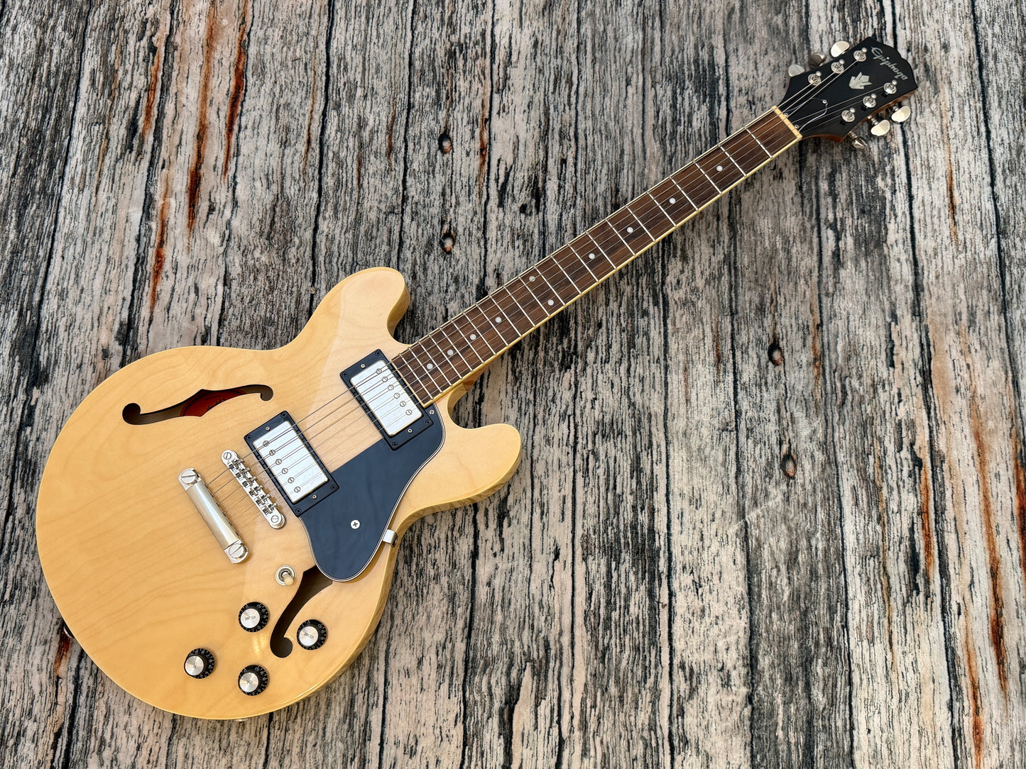 Epiphone ES-339 smaller body semi hollow