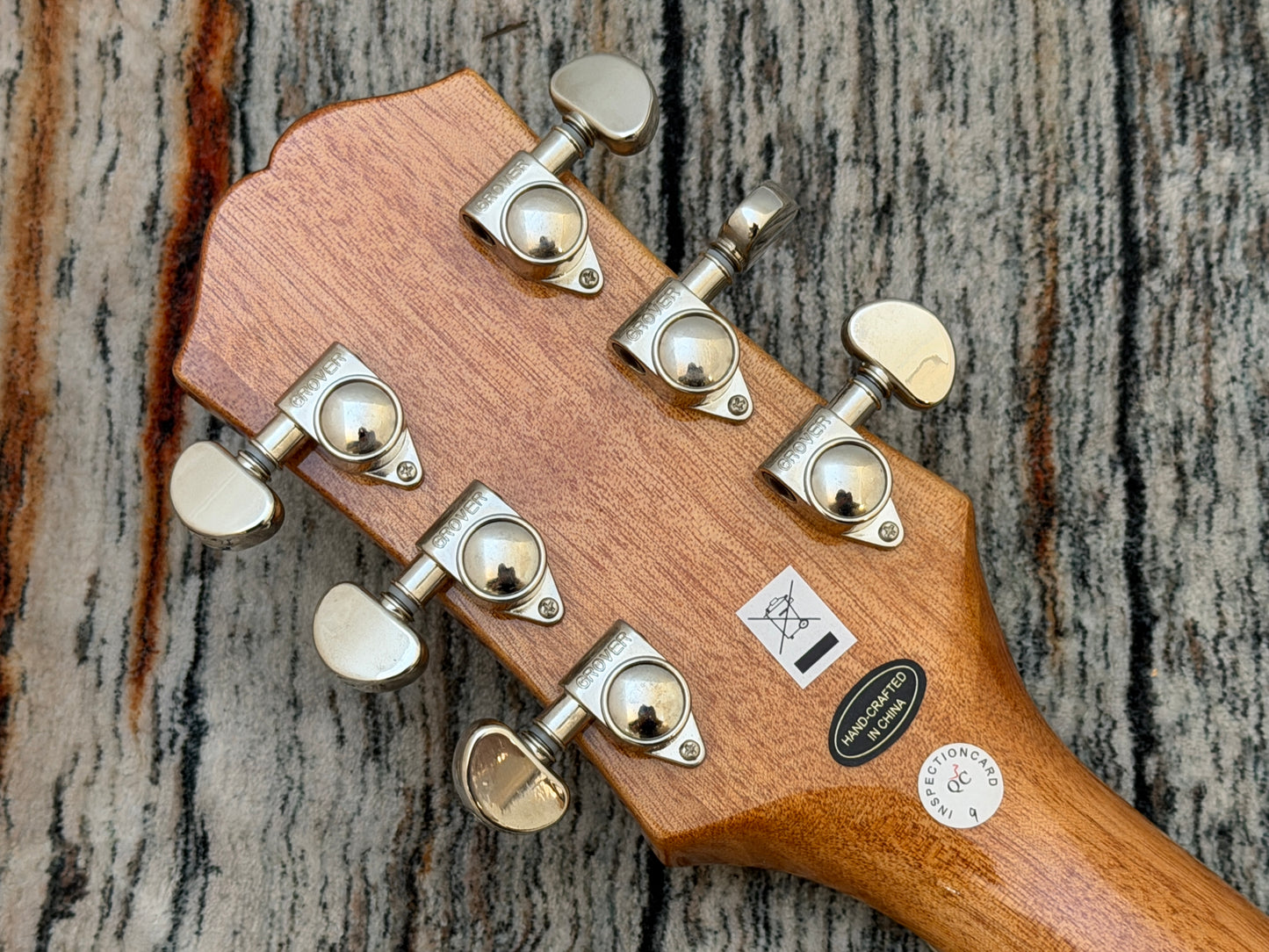 Epiphone ES-339 smaller body semi hollow
