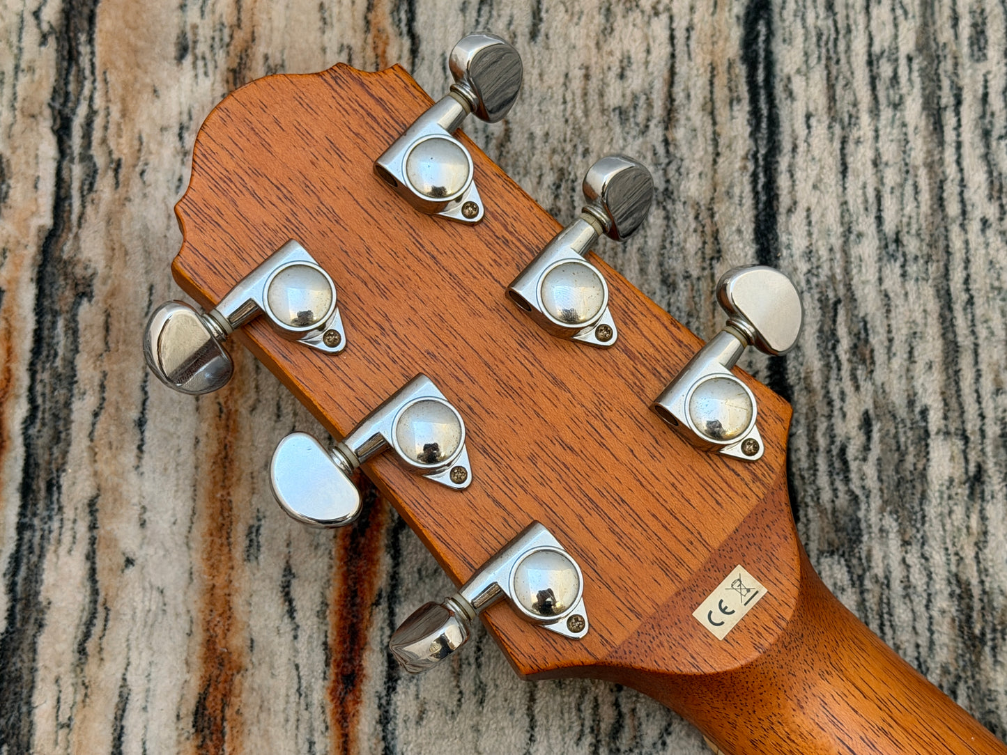 Crafter GAE6 Electro acoustic Grand Auditorium