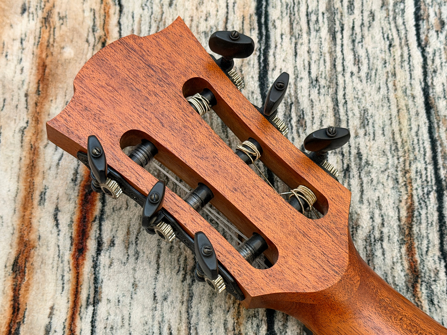 LAG TN270 ACE Solid top electro classical