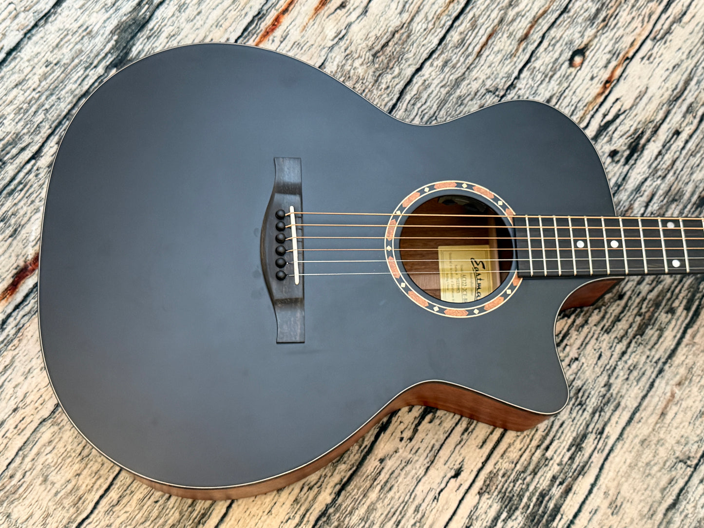 Eastman AC112-2CE All solid elctro acoustic
