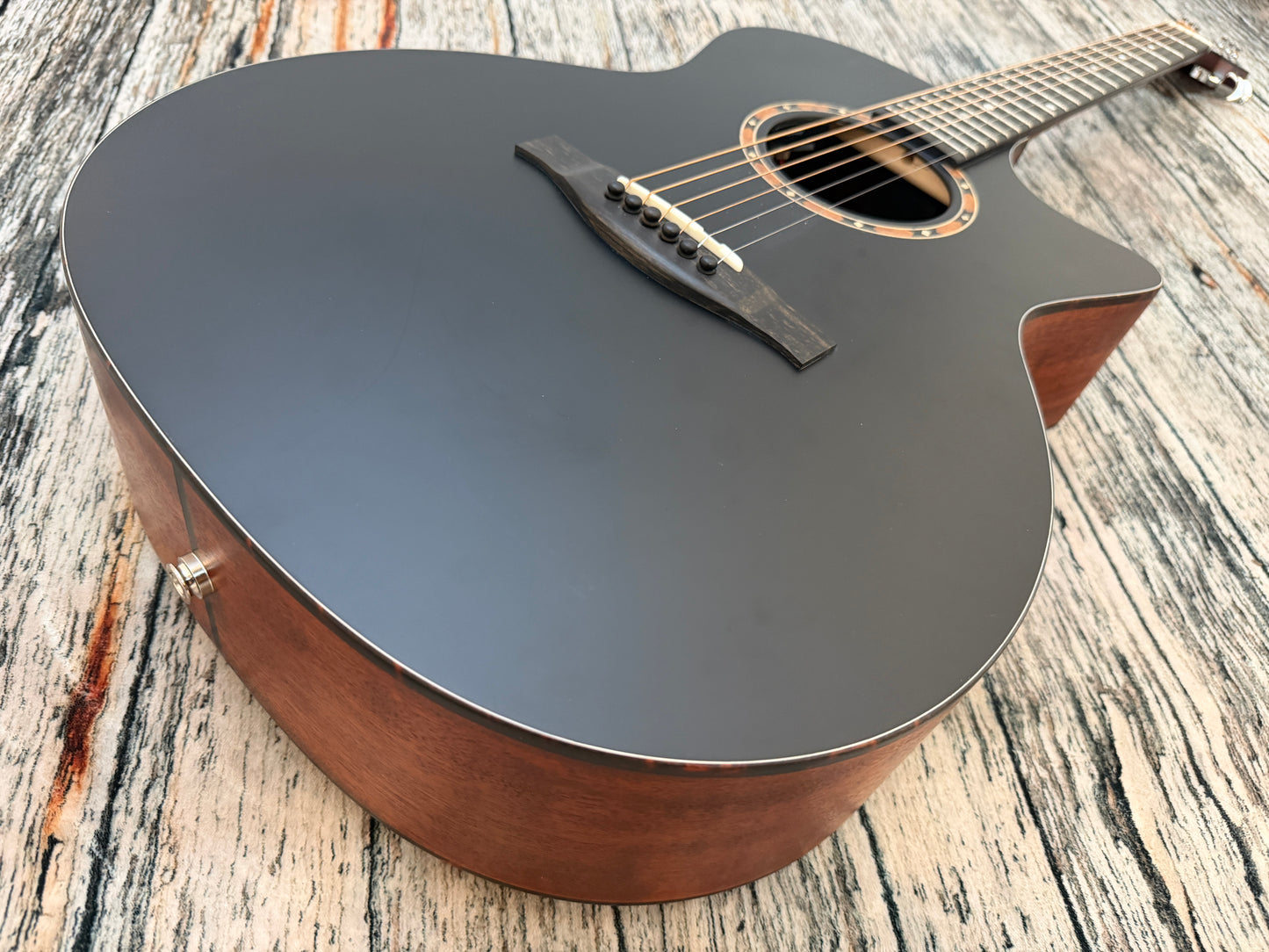 Eastman AC112-2CE All solid elctro acoustic