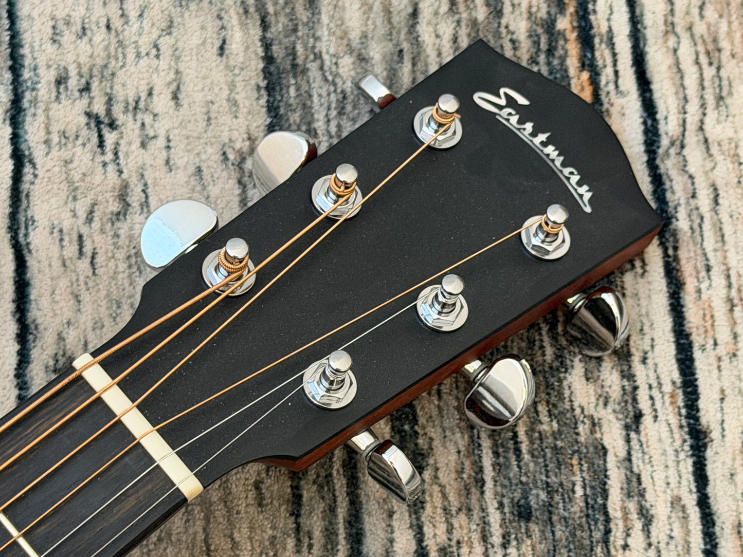 Eastman AC112-2CE All solid elctro acoustic