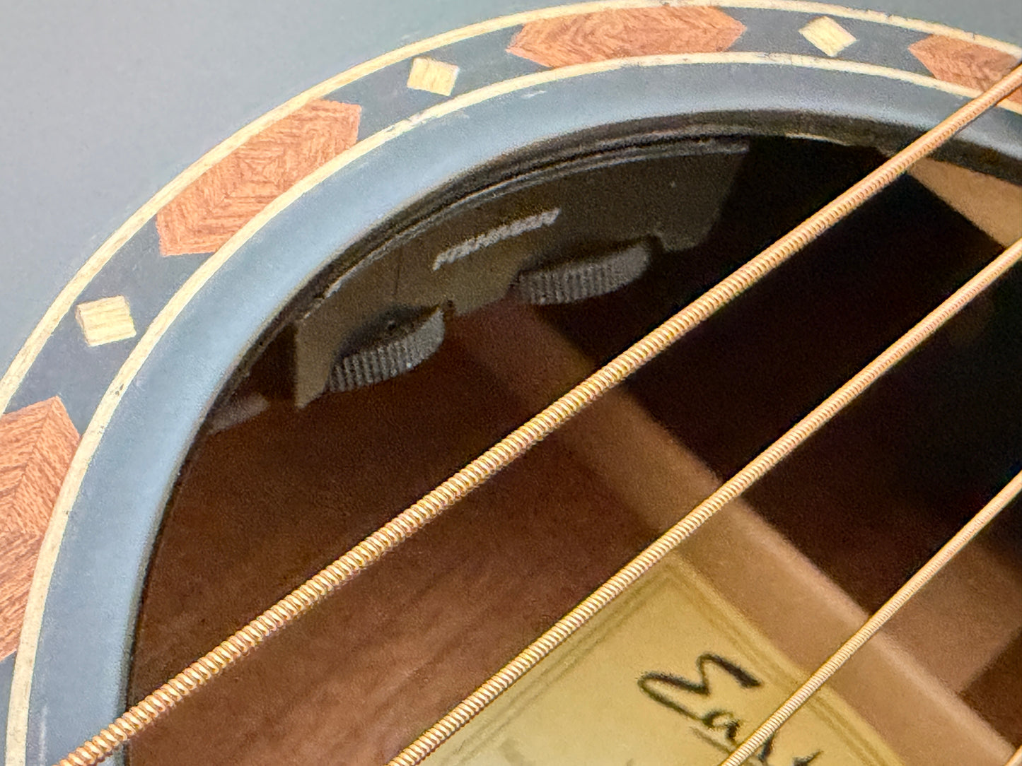 Eastman AC112-2CE All solid elctro acoustic