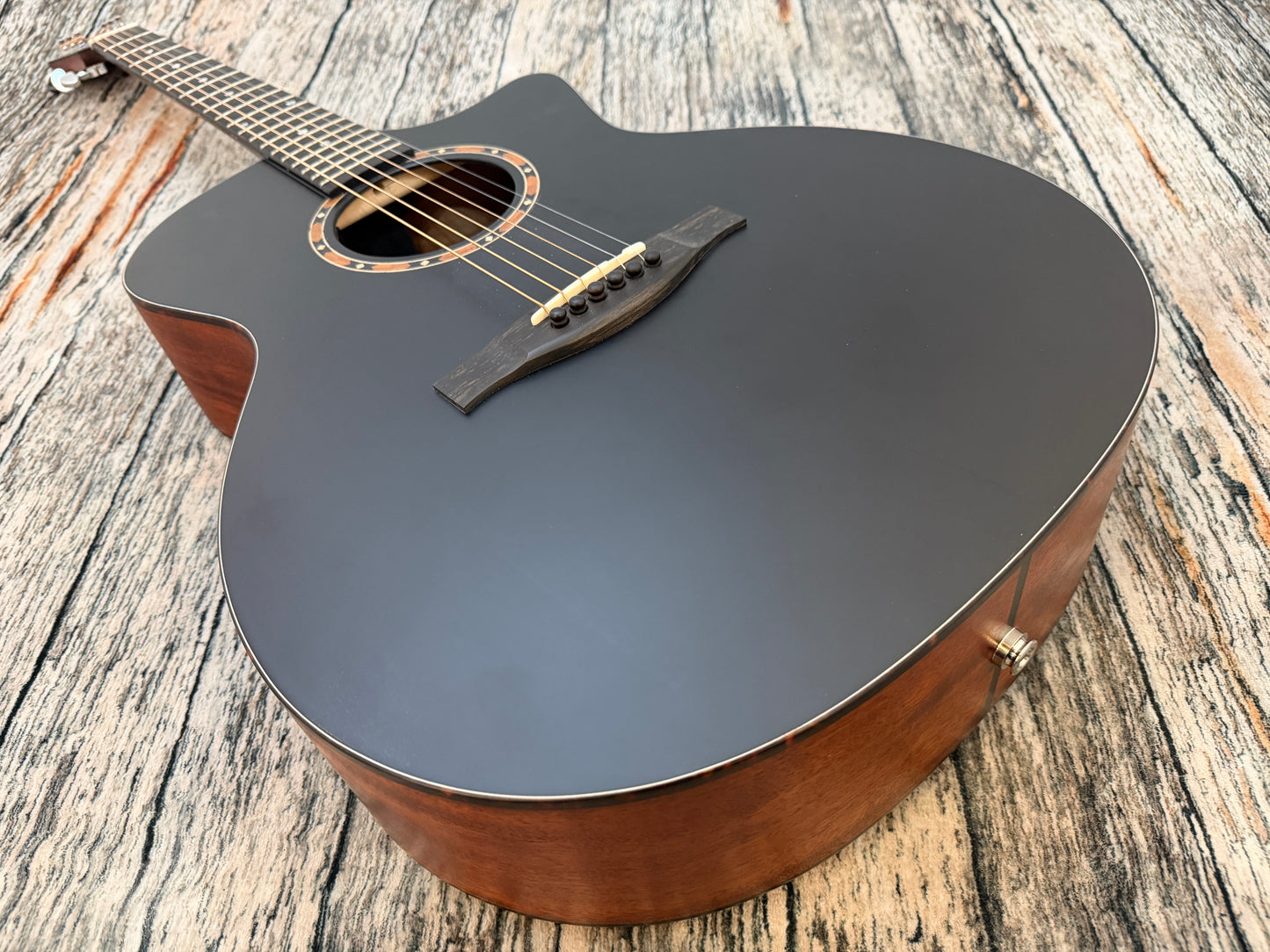 Eastman AC112-2CE All solid elctro acoustic