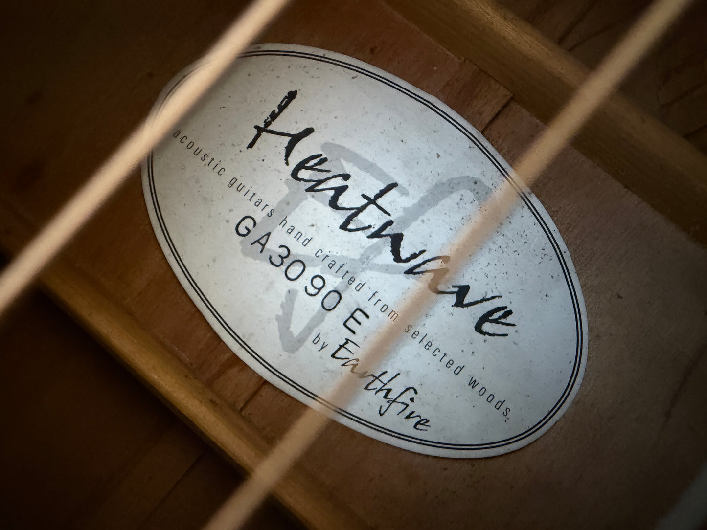 Earthfire Heatwave GA3090E Dreadnought solid top Electro acoustic