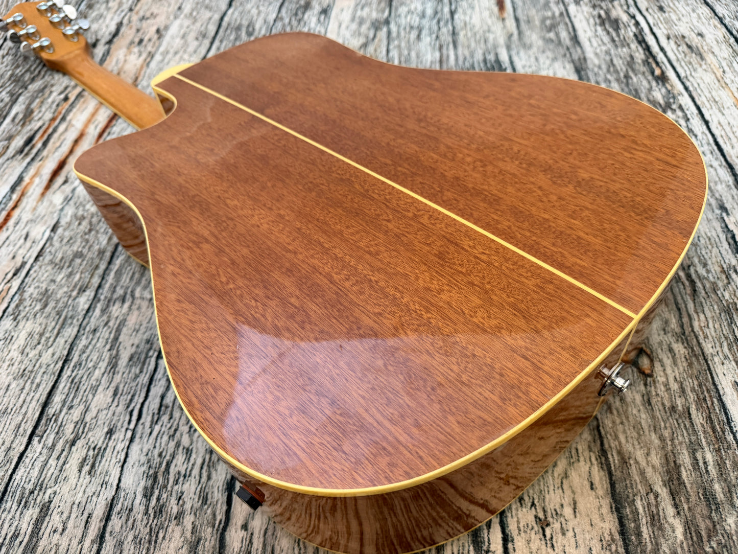 Earthfire Heatwave GA3090E Dreadnought solid top Electro acoustic