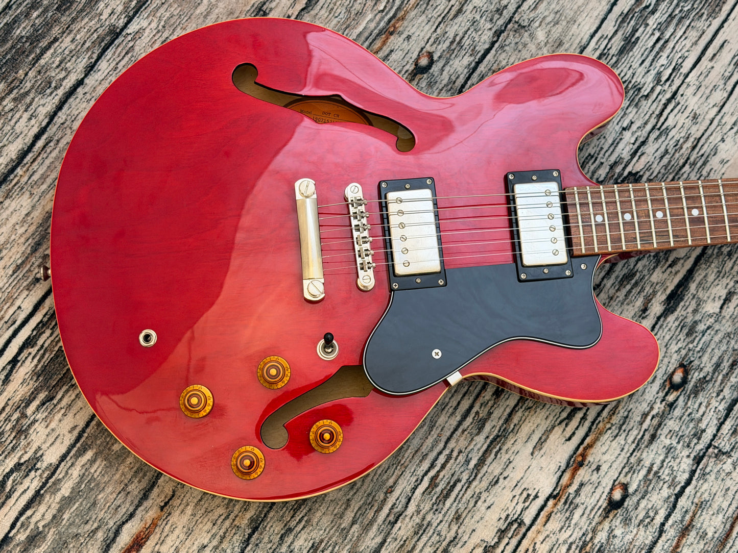 Epiphone ES-335 cherry red semi hollow