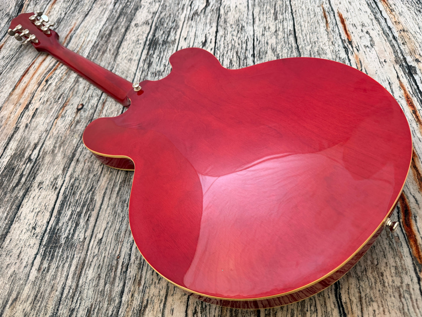 Epiphone ES-335 cherry red semi hollow