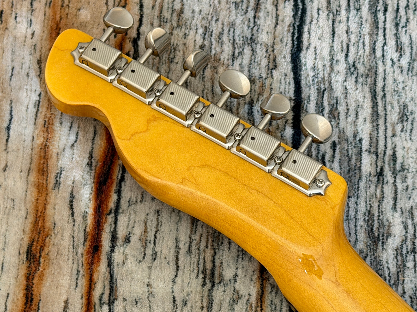 Tokai Japan Breezysound, well upgraded innit!