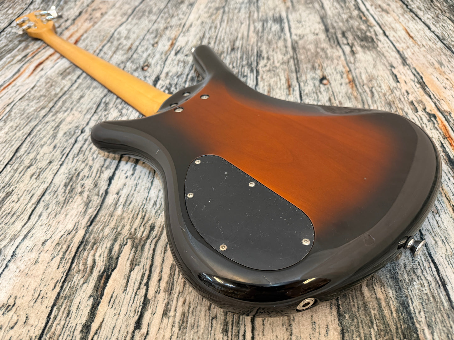 Warwick Rockbass Corvette Basic 4 string Almond Sunburst