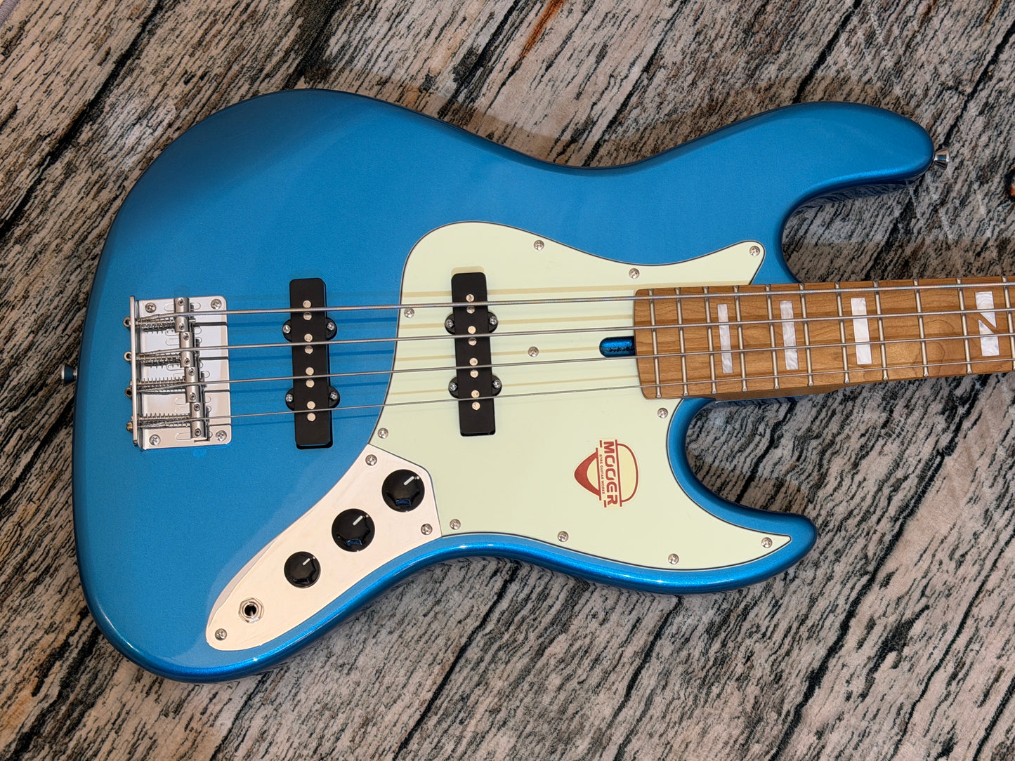 Mooer GTRS BAss - MBJ 410 - Metal blue