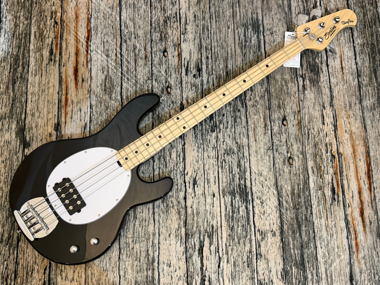 Sterling Stingray Intro series - Ray 2 bass