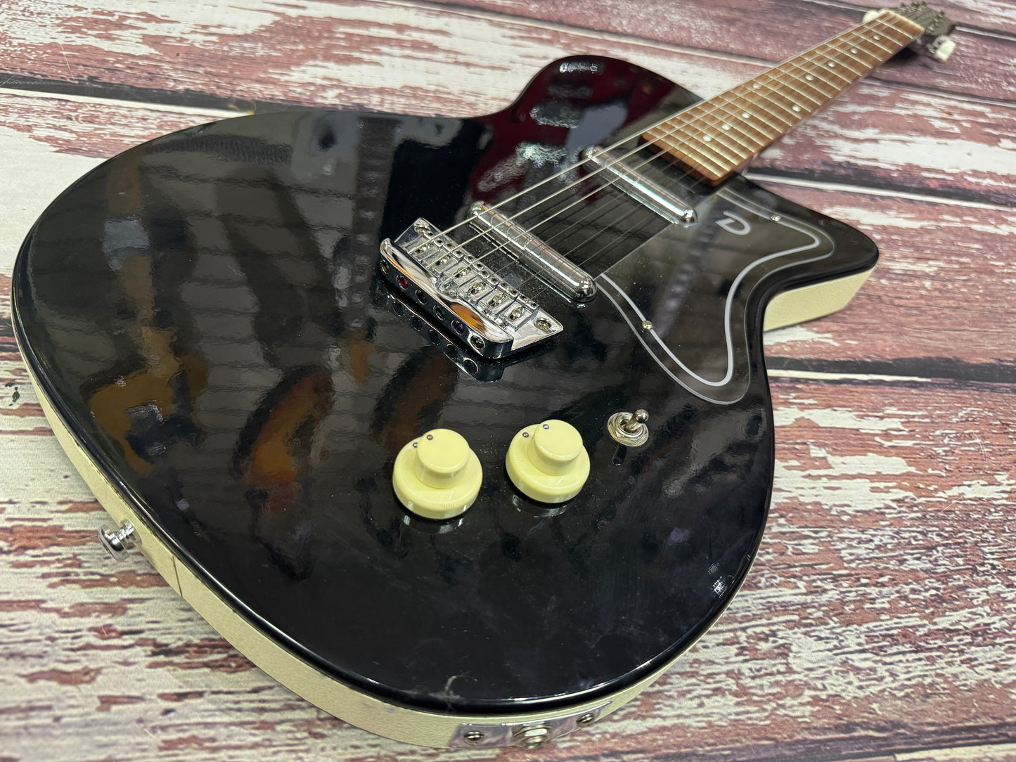 Danelectro '57 Single cut Limo Black