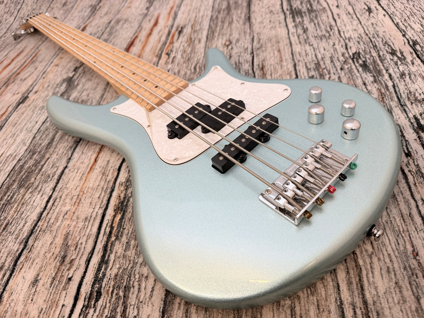 Ibanez SRMR-205 5 string active medium scale bass Seafoam pearl green