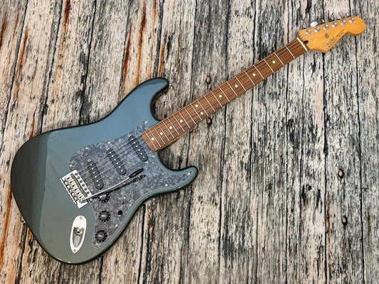 Fender Standard Stratocaster 2002 MIM Upgraded
