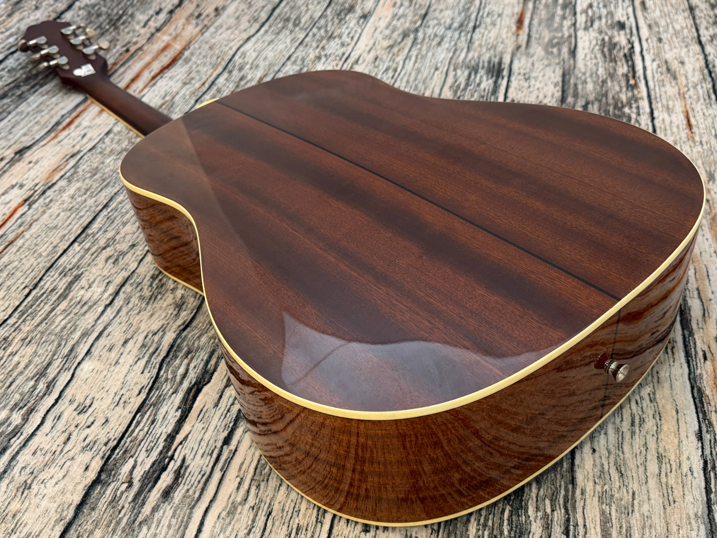Epiphone AJ-220S VS