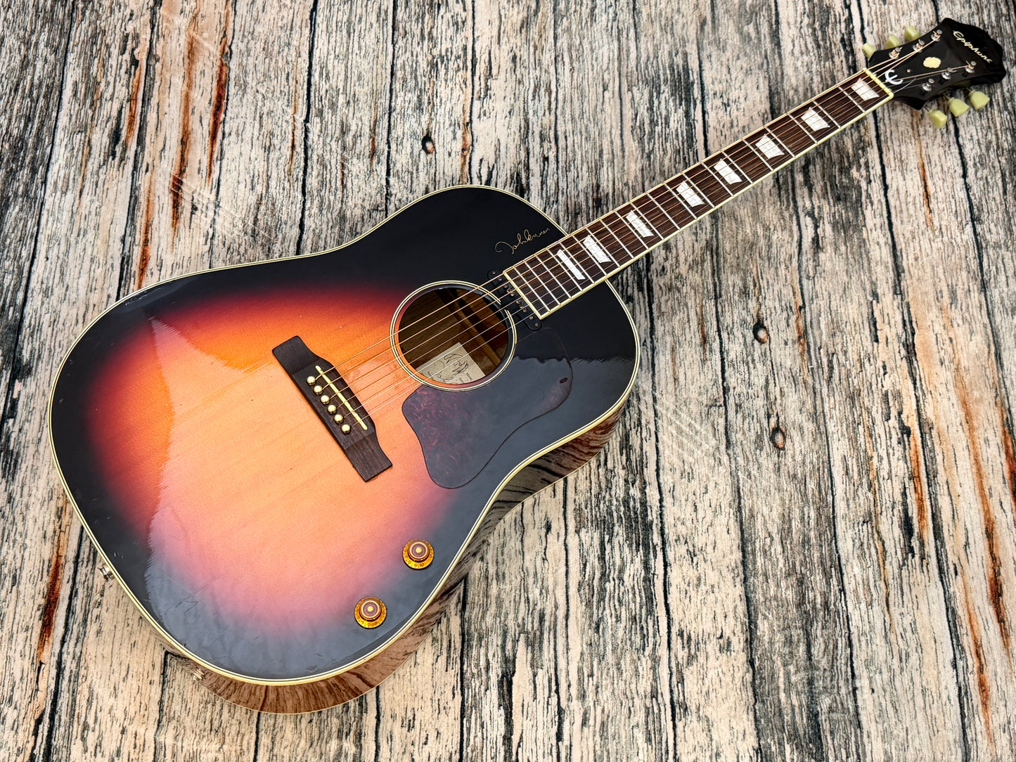 Epiphone EJ-160E VC John Lennon Limited edition - Battered!